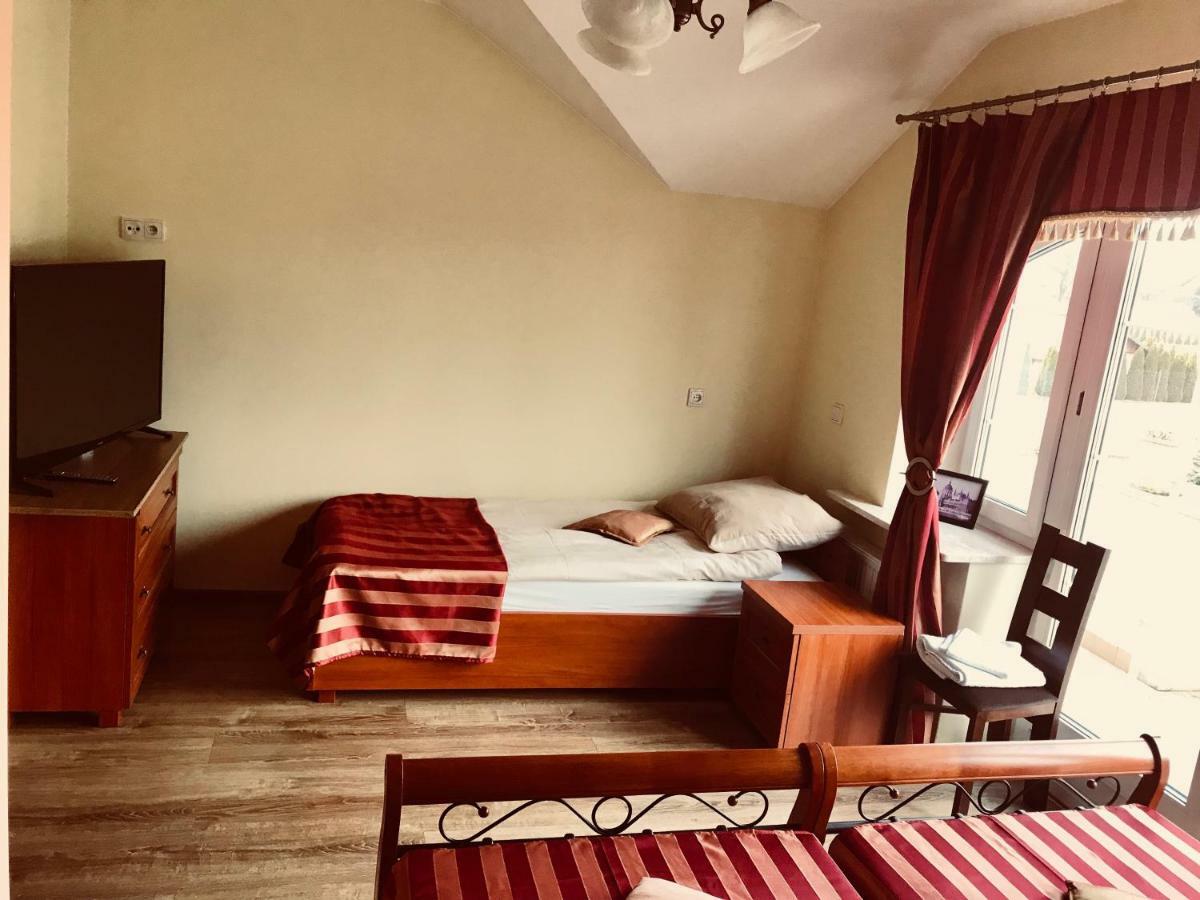 Pensjonat Nad Struga Daire Stryków Dış mekan fotoğraf